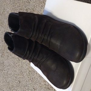 Cloudsteppers by Clarks black women's boots size 9 1/2.
